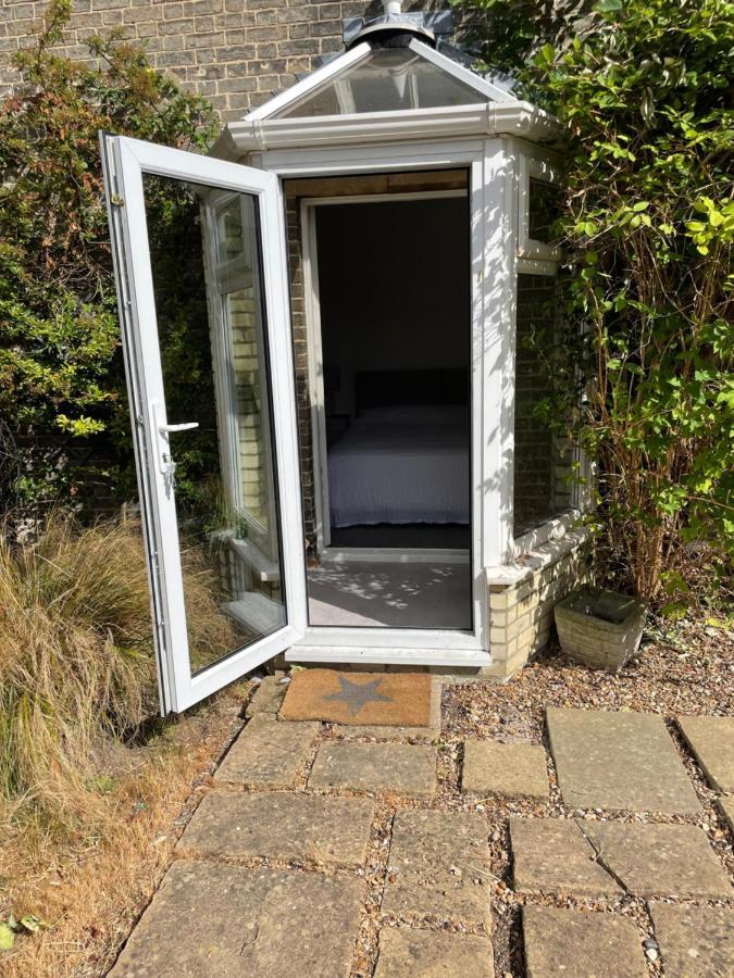 Spacious 2 Bedroom Apartment With Garden Cambridge  Exterior foto