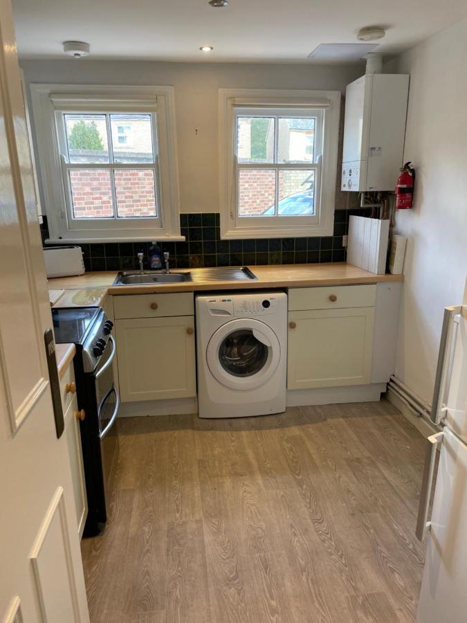 Spacious 2 Bedroom Apartment With Garden Cambridge  Exterior foto